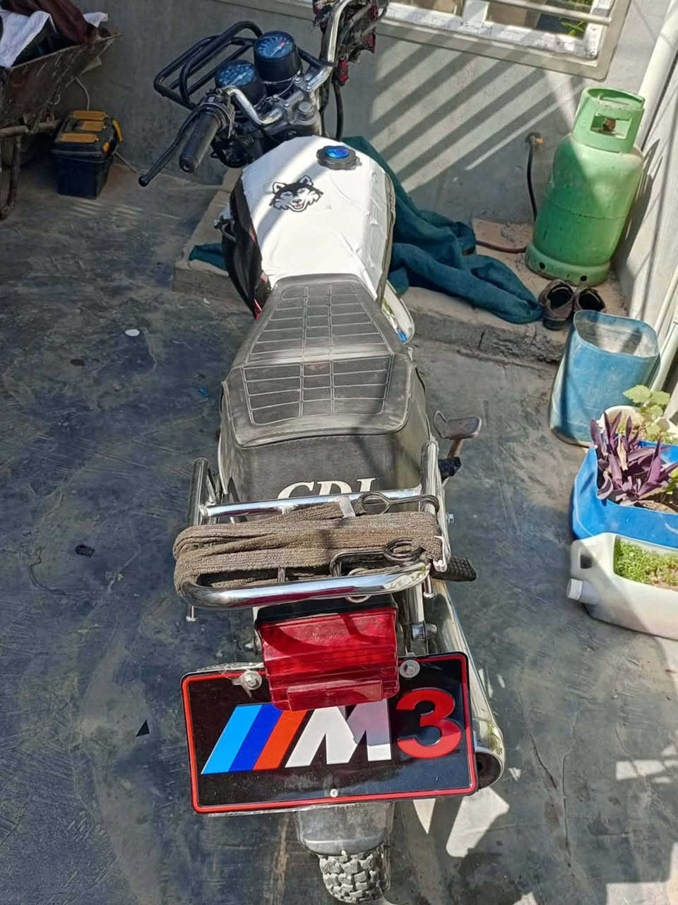 لبیع مودیل2016 مابی صوت لولا صرف کهربای کلە شغل کلە جدید سعر325بی مجال مکان کەرکوک*********** بی واتساب
