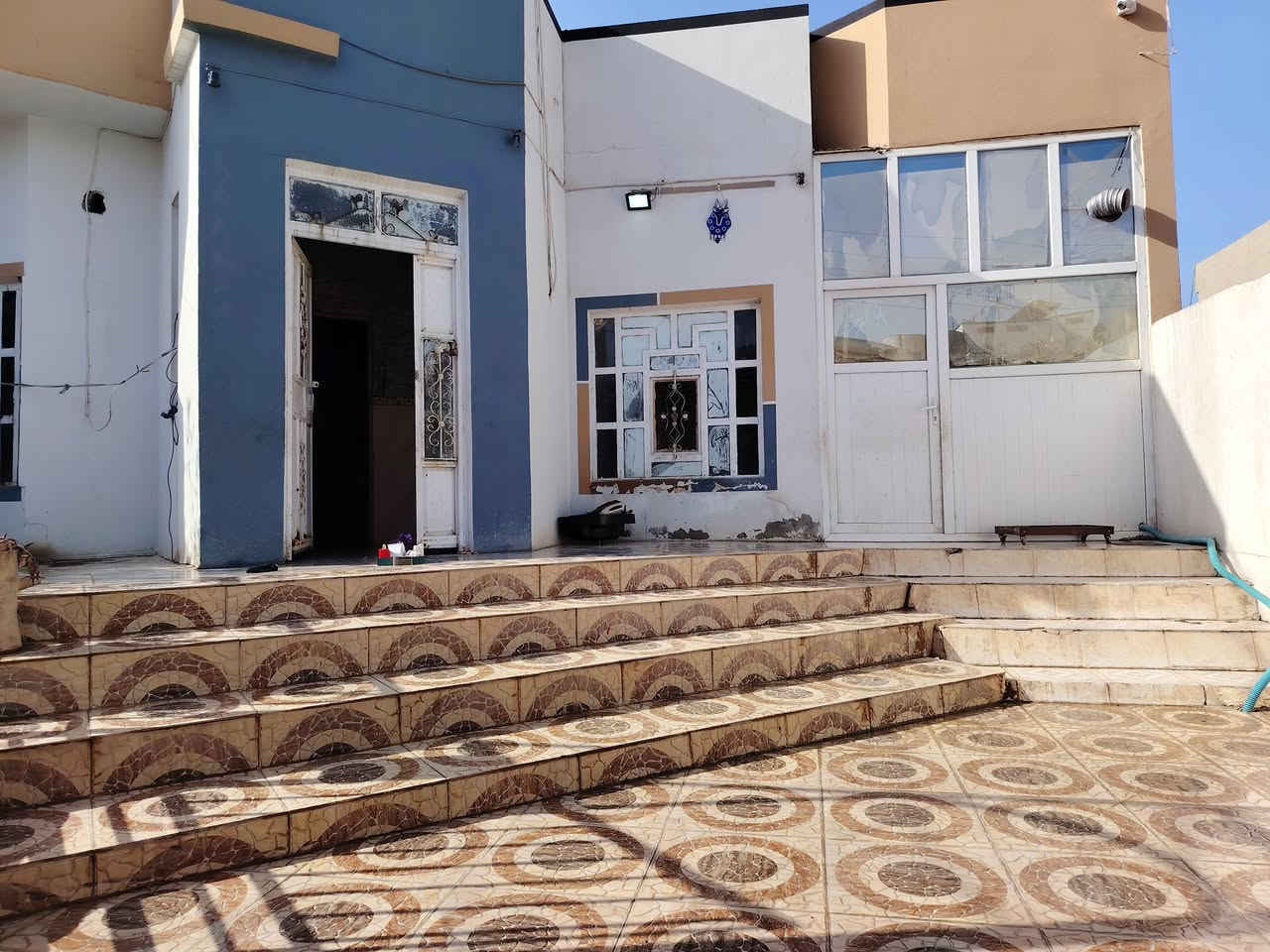 دارللبيع حي العسكري زراعي 250 مترخلف المستشفئ الاهلي ***********
