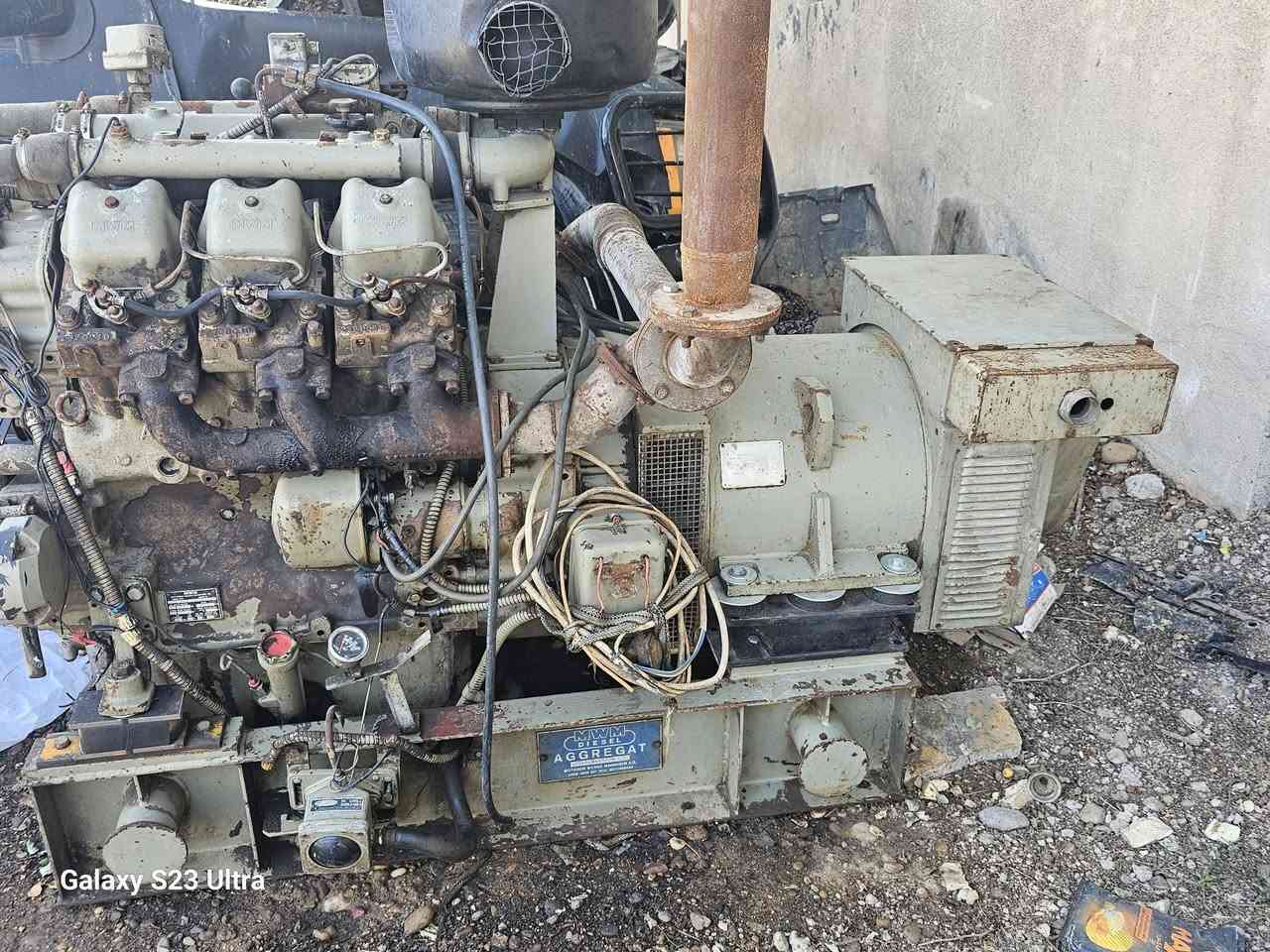 السلام عليكم
متاح مولدتين للبيع . ١- نمبر ديني ٣٧ كيفي تبريد هواء 
٢- wmw الالماني ٧٥ كيفي تبريد شلال ماء 
شغالات كاملات 
بغداد . ***********
