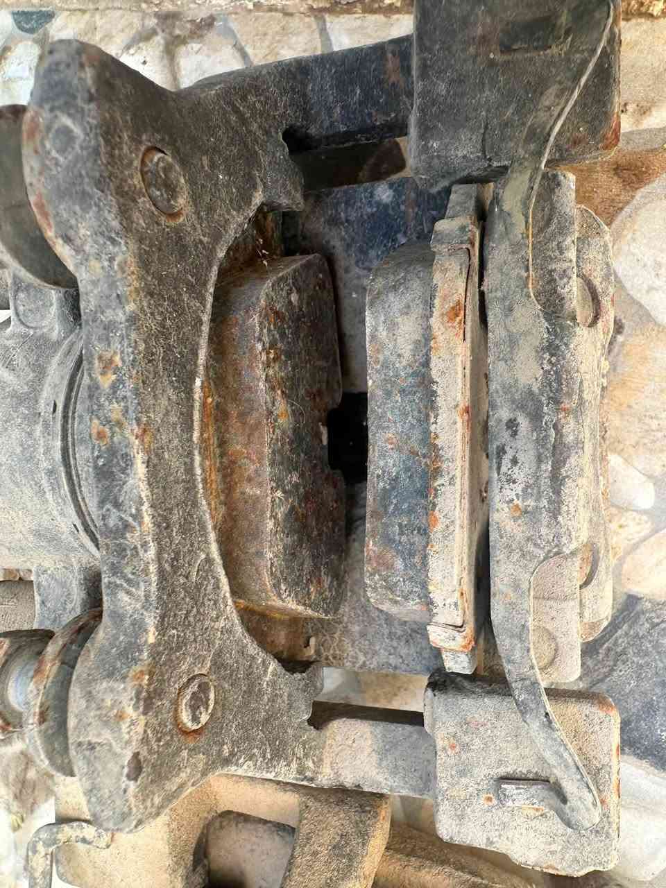 سلام عليكم
فلنجات ودسكات وفچوچ صقر ٨ سلندر يرهم 35و 44 يخبلن وجدد قيم باليرضي بي الله واخذها


**إذا كنت صاحب هذا الإعلان وتريد حذفه لأي سبب، رجاءا أرسل رسالة إلى الدعم الفني**