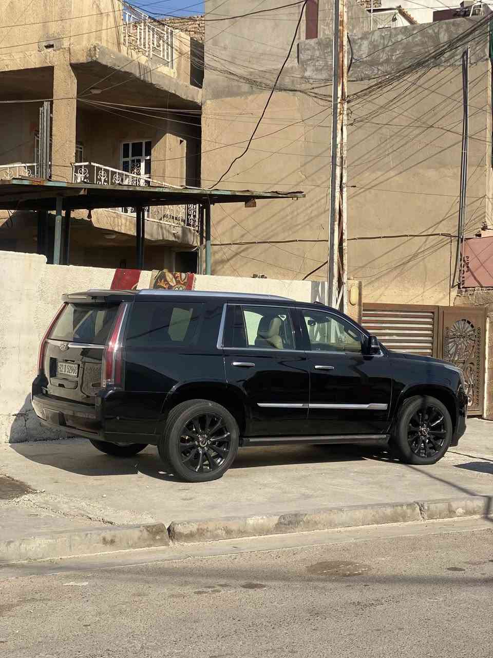 كديلاك اسكاليد  بلاتينيوم  اعلى فئه وكالة المنصور  خليجي  موديل 18

افخم سياره من ناحية القياده 

السياره اعلى فئه بالمواصفات

تخم تايرات جديد وكاله اصلي  

الكشنات

كهرباء 

خزن 

تدليك مساج

كشنات جلد بيجي خليجي

تدفأه تبريد 

سماعات بالكشن 

حساس خلفي امامي 

رادار ٣٦٠ درجه 

اتو بارك 

داتا شو 

هاندبريك اوتو 

اوتو هولد 

خمس كامرات 

خمس بصمات 

شاشات خلفيه 

نفكيشن 

لايت ليزري 

دوسات كهرباء 

سقف شامو وفتحه كهرباء

ستيرن كهرباء وخزن وتدفأه 

شاحن وايرلس

ثلاجه 

المحرك ٨ سلندر 

كير ١٠ نمر 

الجنطه كهرباء

ماشى ١٠٩

كل غراض السياره موجوده

والهدايا كلها موجوده 

مكان السياره بغداد 

سيارة حيل نظيفة كلشي عل بلاد لوك

باسمي السنوية

سيارة مابيـها دينار مصرف كامل من كل نواحي

سعر بيع او مراوس حسب القناعه 39

***********
