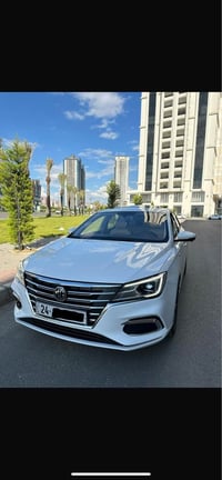 ام جي ٥ • ٢٠٢٣ • فول مواصفات