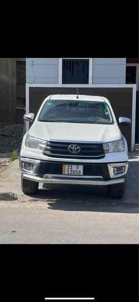 السلام عليكم 
تيوتا هايلوكس للبيع 
موديل 2016 فور ويل كويتي 
مكفوله من الضربه والصبغ 
اربعه سلندر 2700 
كير اوتو  
كير ومكينه بحاله الوكاله 
تخم تاير جديد 
لايت زينون عالي وناصي وبلوجكترات 
ماشيه 130 الف. 
السياره عليه بوكس  ودرج للتخيم سعرهن ( 1600دولار ) 

رقمه بغداد باسمي تحويل ثاني يوم 
مكان السياره / بغداد حي الخضراء 

السعر / 262وبيه مجال كلش قليل 
(ويه البوكس. او بدونه ينزل سعر البوكس ماكو مشكله) 

للاستفسار / ‭0771 296 6257‬ بغداد
