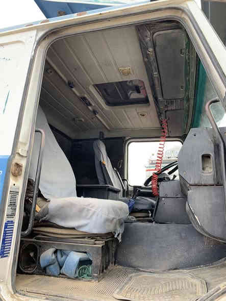 اللّهمّ﮼صَلَ﮼وَسَلَمْ﮼عَلَىٰ﮼نَبِيَنَا﮼مُحَمّدٍ 

اكسانيا قلاب 113اصل سحال چوب موديل 1987 حجم 400  

گير خمسه بدون صبغ ودعم مكينه گير اكسن شاصي بشرط 

سعر 145$ورقه وبيها مجال

رقم تلفون***********/ *********** واتساب
#معرض_حجي_زياد_اربيل_خبات_اسكي_كلك
