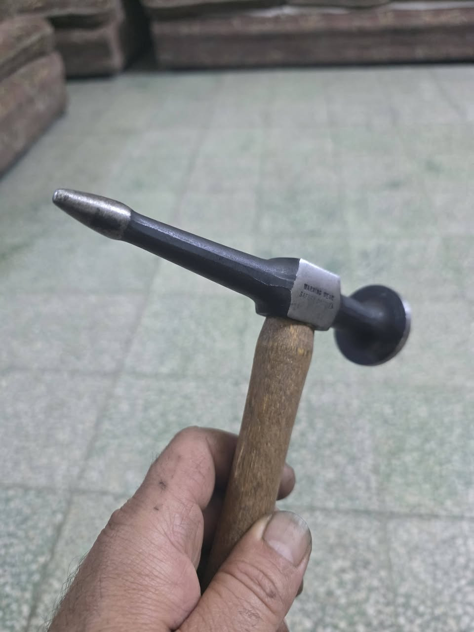 جاكوج مال سمكره  ماركة سنابون السعر ١٠٠ الف 
تـــــ***********
