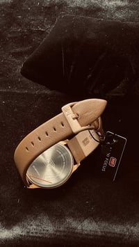 MINI FOCUS • سوار جلدي • ستايل راقي