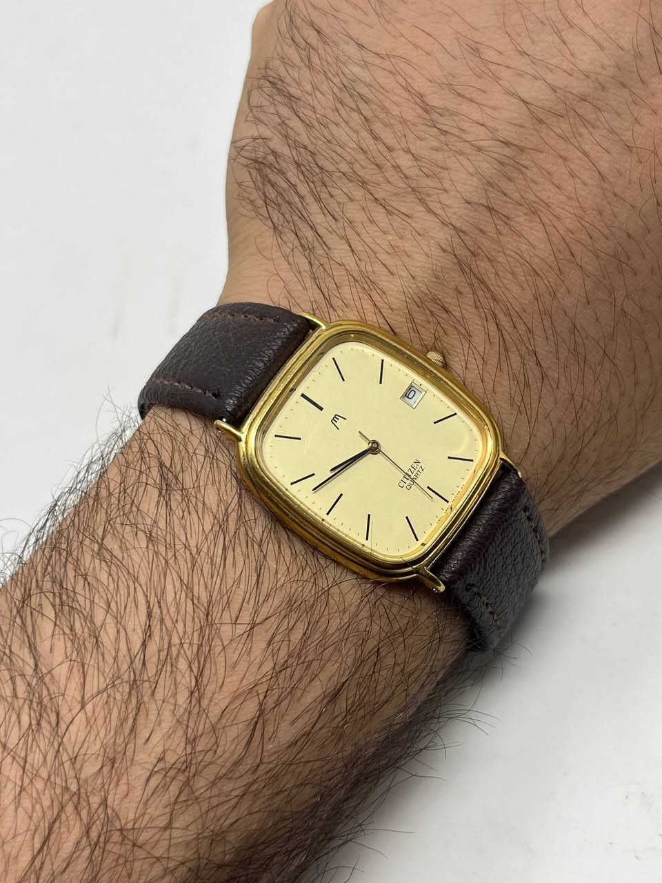 Citizen 💫
🌐موديل التانك،نظافة عالية...

🌐ساعة بطارية مضبوطة...

🌐ساعة انتاج التسعينات...

السعر مع التوصيل 75 الف 🚚

.


**إذا كنت صاحب هذا الإعلان وتريد حذفه لأي سبب، رجاءا أرسل رسالة إلى الدعم الفني**
