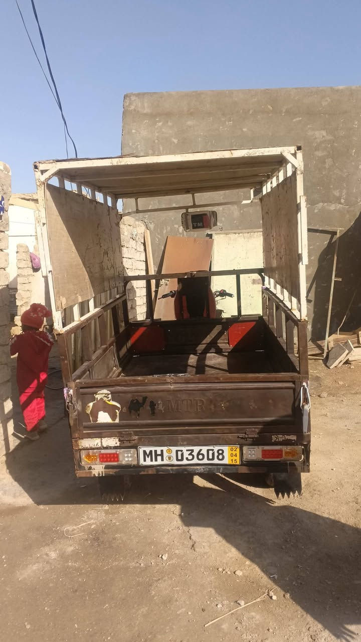 سلام عليكم ستوته امتار للبيع مديل 16اوراق اصوليه السعر مليون وستميه وبيها مجال ستوته شوفت عينك مكفوله من دعاميه لدعاميه نكره سلف العنوان شنافيه صوب الخسف ***********
