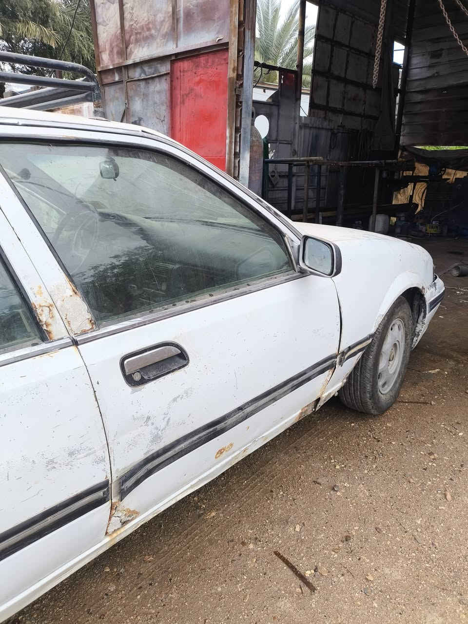 سلام عليكم برنس موديل 1995
مكينة 2000. 
رقم. كربلاء. سنوة تنتهي سنة 2027
المكان .بابل ابو غرق 
***********
سعر 18 وبيها مجال
