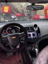 شوفرليت افيو ٢٠١٨ محرك ١٦٠٠ ماشيه ١٣٥  اللون سلفر سنويه جديده بيه قطعت...