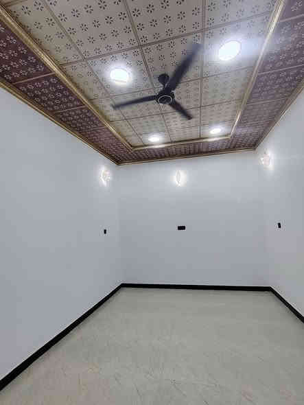 دار سكن #للبيع
#بمساحة 100م
 / طابو صرف زراعي المالك عراقي 🇮🇶 #يحتوي :: غرفتين منام وصالة وطارمة ومطبخ
وأستقبال وصحيات داخلية وخارجية ومناور 
……..
#سعر_الدار_الواحد:: 64 مليون وبي مجال 
ماء كهرباء شارع 8م منطقة سكنية 
#تستلم_دارك_عند_المكاتبة
ابي الخصيب - العاگولية - قرب طريق الوسطي
……..
#للأستفسار ::: ***********
نستقبل جميع العروض العقاريه
