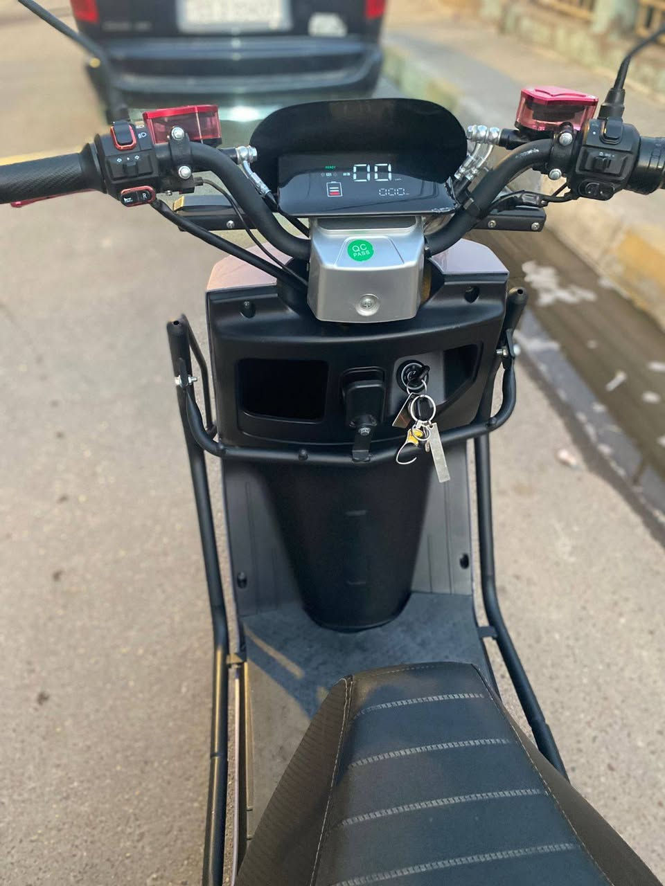 سكنس 25 كارت بطاريات 6. 36 فولت يقرن عشره ونص
سعر 700 وبي مجال
*********** بس واتساب
