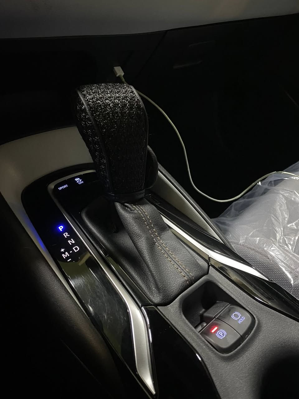 كورلا
2022 
وارد امريكي
ماشية 41 الف كيلو 
ويل اسود نيكل رياضي 
8 ايرباكات 
10 نمر شفتات ستيرن 
داخل جلد ابواب ودشبول اسود مطعم ابيض 
مقاعد قماش  
وغيرها من المواصفات 
حادثها موجود 
سعر 175$
***********
