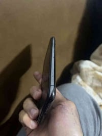 آيفون ١١ برو ماكس • ٢٥٦ • شاشة بلادية