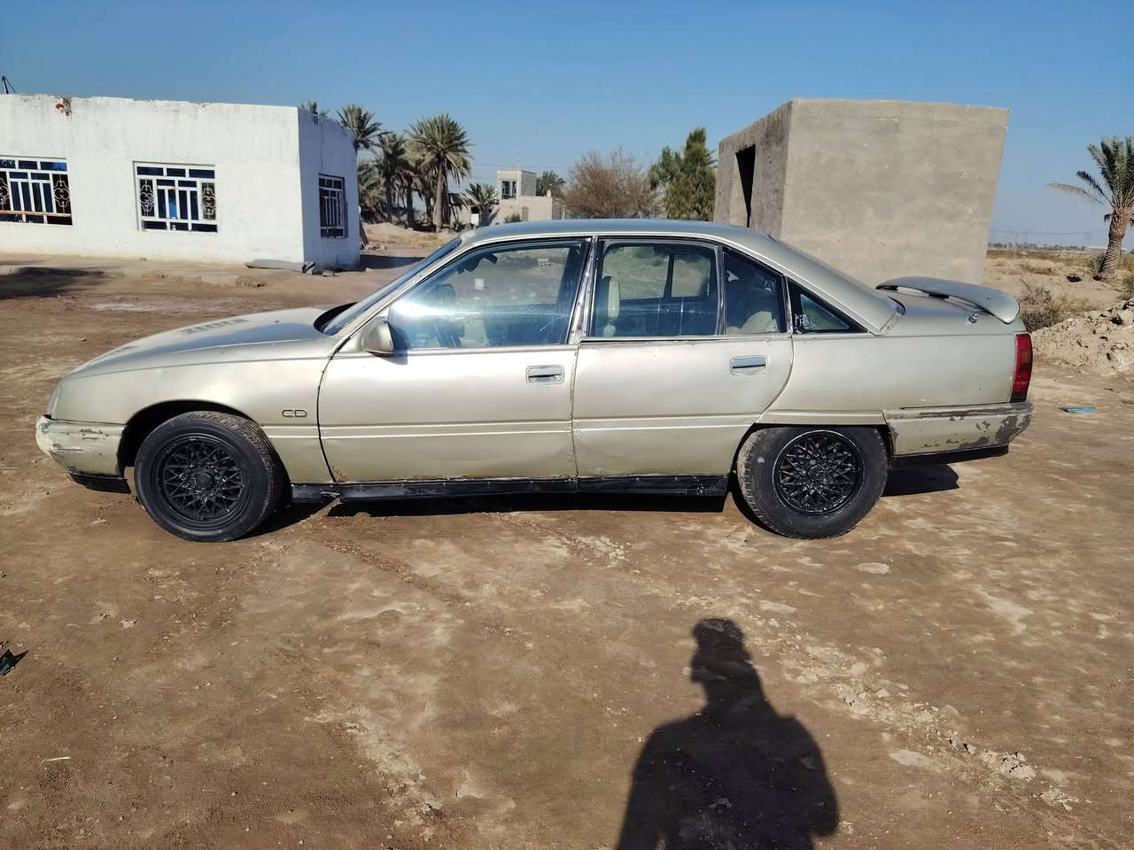 س
سياره اوبل اوميكا حجم 20محرك ٢٠٠٠ ورثه ***********
