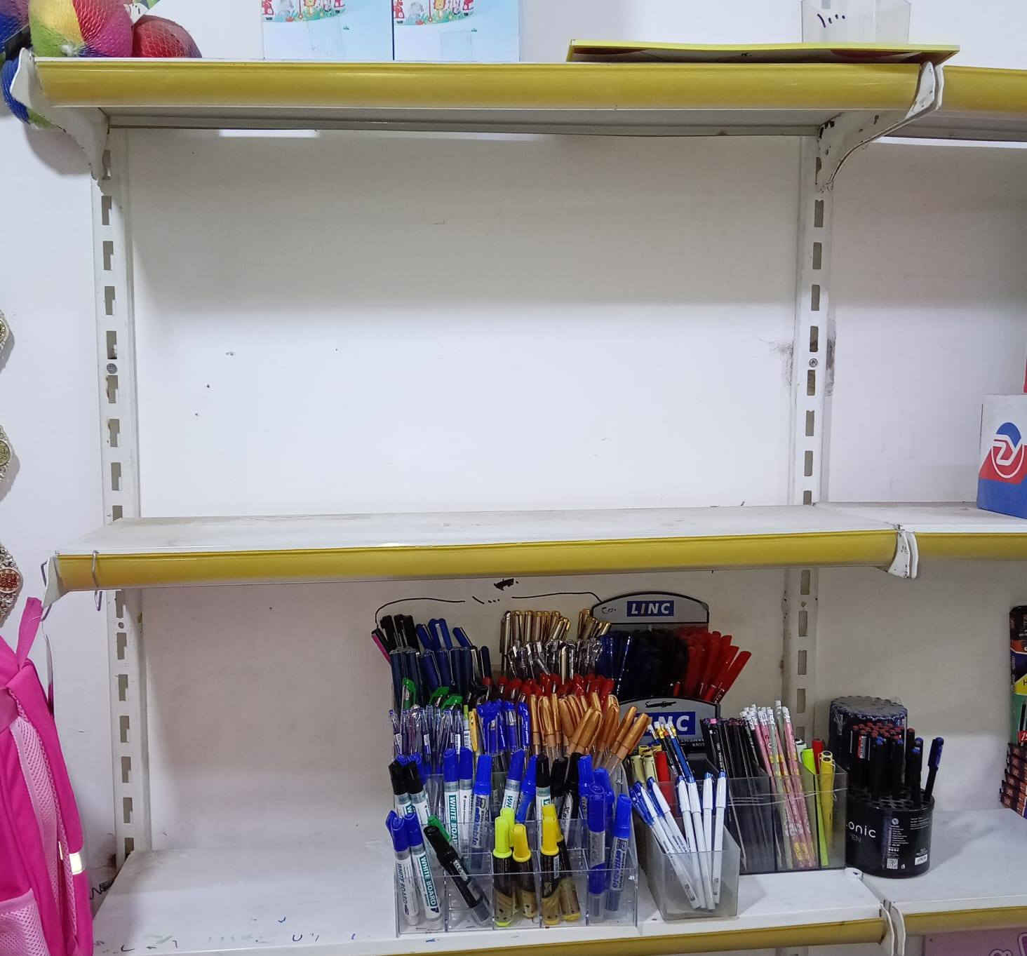 ‏/٣، ١١:٠٠ م] : رف مواد / عرض متر العدد / ٢٣ قطعه
[١٧‏/٣، ١١:٠٠ م] : رف جام مع اضائه / طول مترين وعرض متر ونصف ***********
