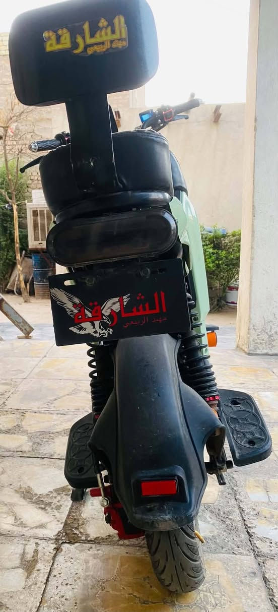 السلام عليكم عندي هاي الدراجه للبيع موديل 2025 اخت الجديده 5 بطاريات اشتريته الى ابني   وهسه مل منه يريد بلي 4   سعره. 350٠ الف بيه مجال قليل  مكاني الدوره  ***********
