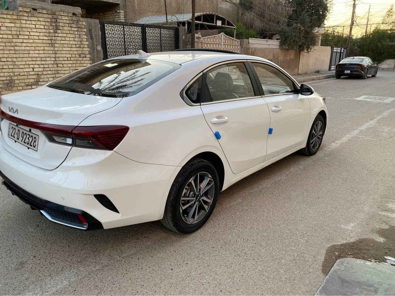 كيا K3 تجميع موديل 2024 

السياره مكفوله من ضربة وصبغ وتبديل 

المواصفات فول الفول

بصمه ابواب وبصمه تشغيل 

محرك 1500 دبل نوزل 

رقم اربيل بسم شخص عربي شرط التحويل           

شاشه ديجتال          

لد امام خلفي نهاري

لايت زنون عالي ناصي                                         

كشنات جلد

هند بريك بصمه 

تبريد لمس شاشه 

اوتو هولد           

فتحه سقف                                             

حساس لايت 

حساس خلفي بلادي 

حساس أمامي بلادي 

كاميرا خلفيه بلادي 

نضام تشغيل الكامره

شاشه  كبيره اصلي ابل كار بلي 

نضام ترحيب مري شفط

نضام مود درايف إيكو وسبورت و عادي

تحكم ستيرن فول 

ويل كب كروم 

لد امامي نهاري

مانع انزلاق

ايرباكات عدد 6

للاستفسار  *********** سيف مكاني شهداء البياع او حي الاعلام السعر ١٤٣ورقة بيع او مراوس حسب القناعه بغداد, العراق
