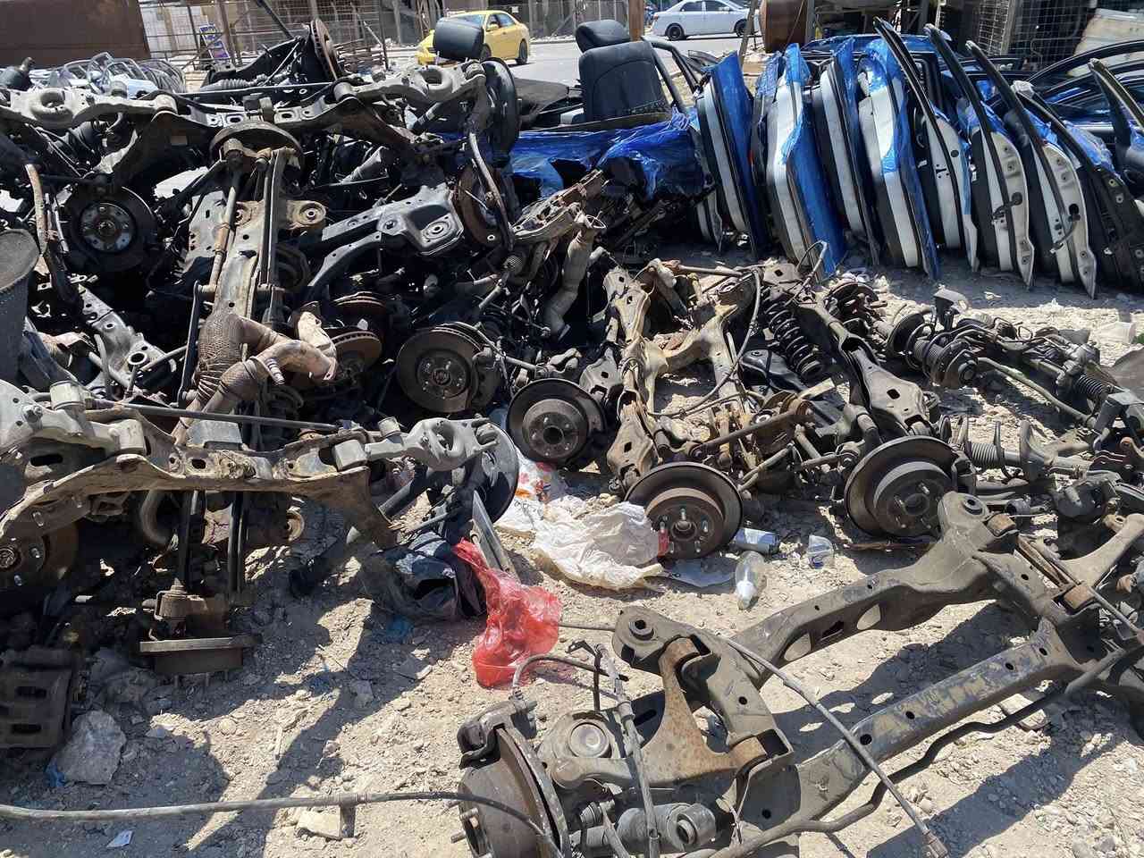 جمله فقط 
حداديه سيارات كوري مشكل 
للبيع 

‭***********‬
***********
