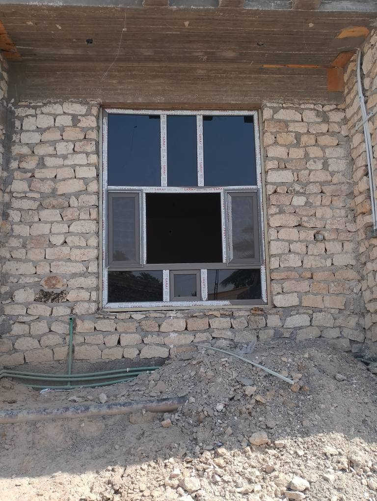 🚪🔥 معمل أبواب وشبابيك PVC في الرمادي – البفراج 🔥🚪
إذا تريد أبواب وشبابيك بجودة عالية وشكل راقي وسعر مناسب، إحنا بخدمتكم 💯
✔️ تصنيع محلي داخل المعمل
✔️ تركيب احترافي ودقيق
✔️ أشكال حديثة تناسب البيوت الجديدة
✔️ أسعار منافسة جداً
✔️ سرعة بالإنجاز
📍 الموقع: البفراج – قرب جسر عمر / يم حداد وقاعة البمارد
📞 للتواصل والاستفسار: (***********) الرمادي, الأنبار
