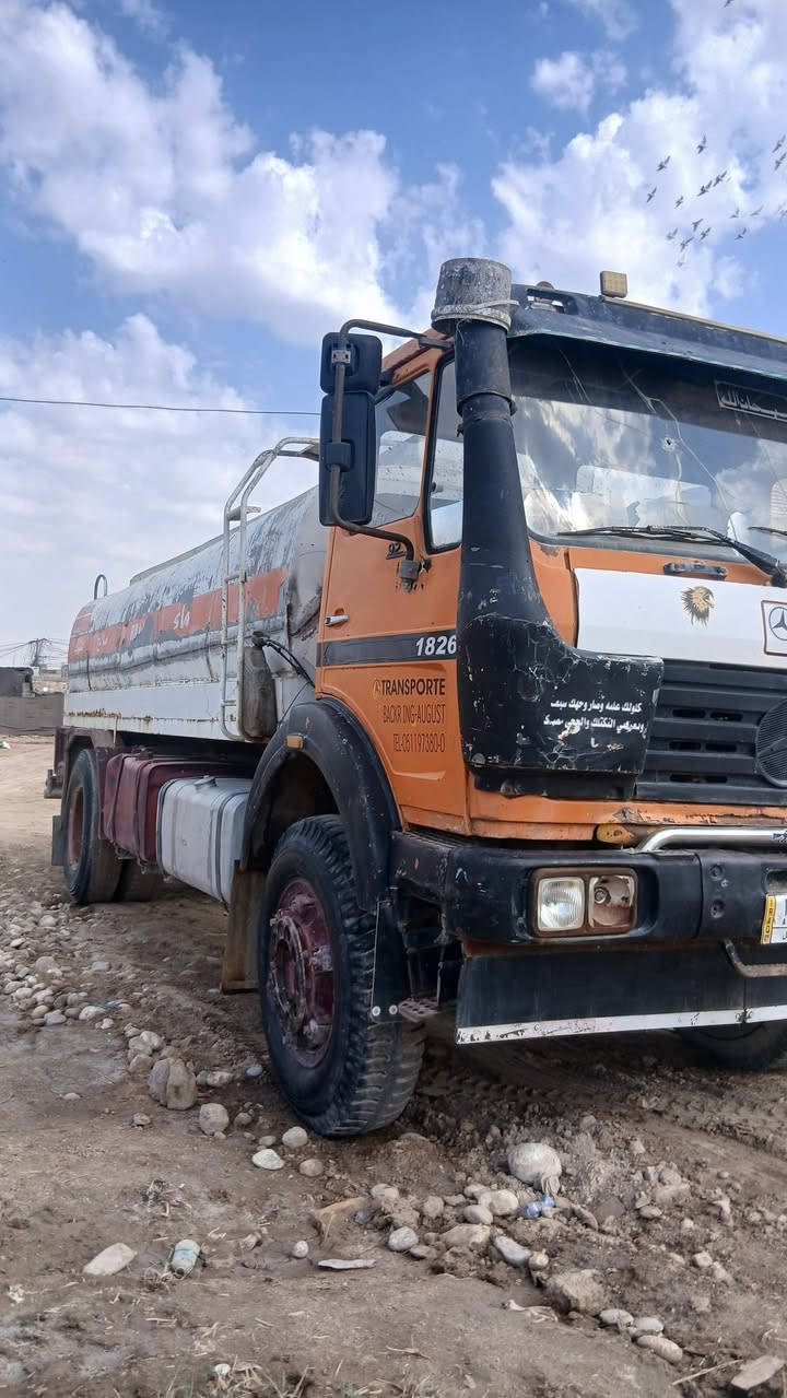 سلام عليكم دنكر ماء للبيع كرواتي مديل 75 
سياره كفاله عامه من محرك و كير و شاصي 
باتريات جدد زوج تايرات جدد تحويل 
مباشر رقم السياره بصره السياره 
جاهزه للعمل للستفسار ***********
