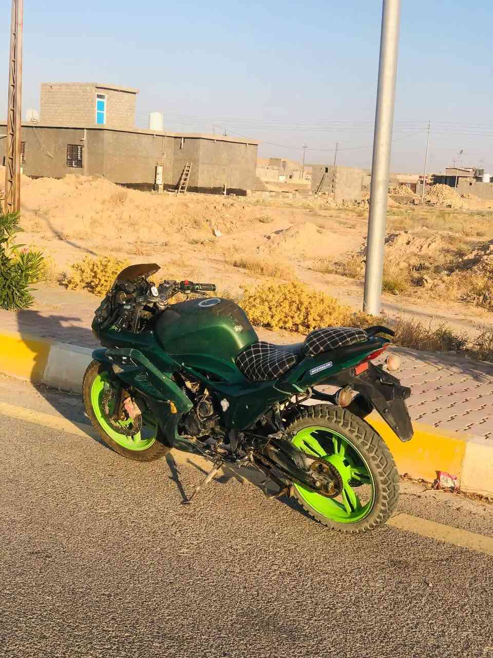 مكلف بالنشر 
للبيع او مراوس حسب القناعه 
دايوان R200
محرك ٢٠٠ نضيف شوفه عينكم لا مفتوح ولا ملعوب بي 
الملاحضات بالدراجه
الراس مال الدراجه متعوب شوي اني حاولت اشتغله وسويت الي اكدر علي بس يتبدل افضل 
والكشر كذالك هم مو كله بس هم اكو اجزاء تتبدل افضل رغم مامأثره
مكانه الانبار قضاء عانه السعر 800 وبي مجال


**إذا كنت صاحب هذا الإعلان وتريد حذفه لأي سبب، رجاءا أرسل رسالة إلى الدعم الفني**
