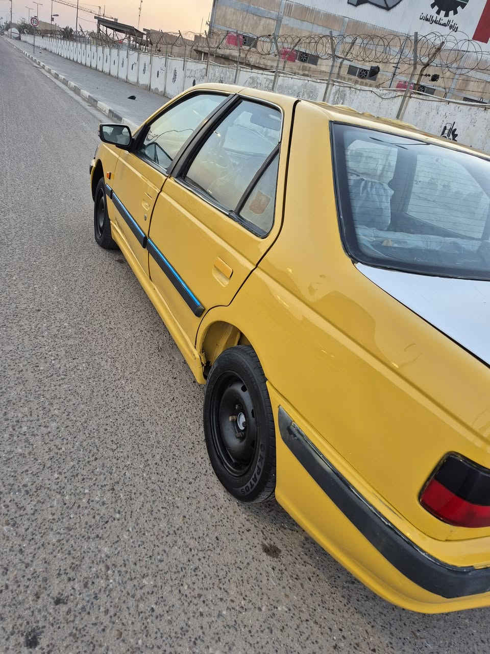 بيجو بارص 2015 مكفولة من كلشي سنوية ل 28 مكفولة ضربة وتبديل بيها نقوصات بسيطه كلش مكينه وكير وتبريد وحداده مكفولة سعره 34 بيع مستعجل مكاني بلبصرة بلقبلة ***********
