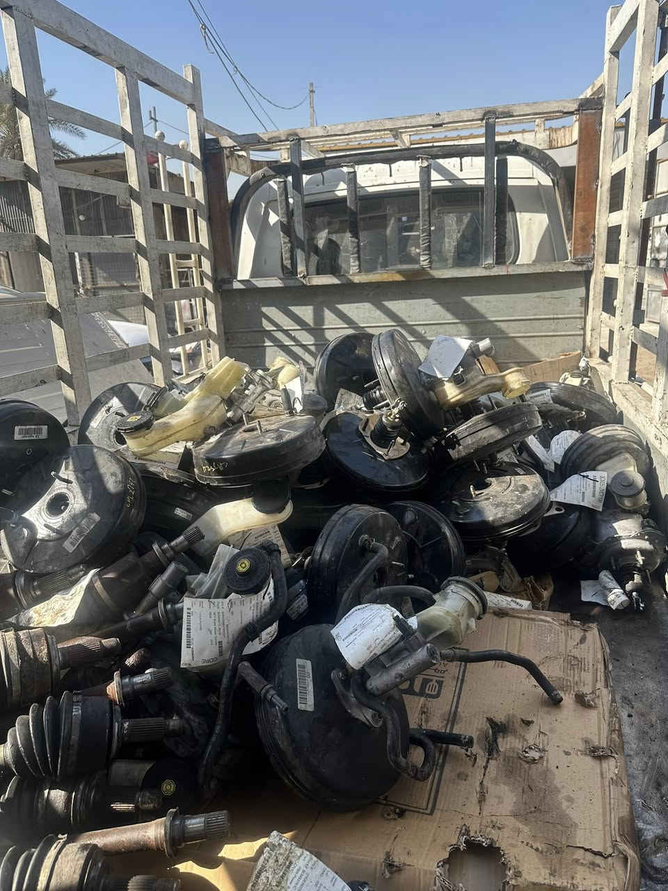 السلام عليكم ورحمه الله وبركاته
تم وصول وجبة جديدة الحمدلله 

مشط ستيرن + درايم شفت + اذن محرك

اكورد 2001-2024

سيفك 1997-2024

سي ار في 1997-2024

اج ار ڤي 2020-2024

اوديسي 2001-2024

بايلوت 2005-2024

اكيورا 2008-2024

سيتي 2007-2024

وجميع اغراض الصدر بكافة الموديلات 

       
          جديد اصلي شركة ومستعمل اصلي شركة 

محلات( حيدر الساعدي )لتجارة قطع غيار السيارات 
الهوندا الياباني 

    (😉💜وبأسعار تعاونية جداً💜😉) 

🚗🚗🚗🚗🚗🚗
لمعرفة سعر اي قطعة فقط ارسل صورتها على الخاص او الأتصال على ارقام الهاتف 📦📩📥 . 
***********📞
***********📞
العنوان :- بغداد_شارع النضال_سوق بغداد
ملاحضة/ يوجد خدمة توصيل داخل بغداد و جميع المحافظات كافة
نتشرف بالجميع ... اهلاً و سهلا بكم
