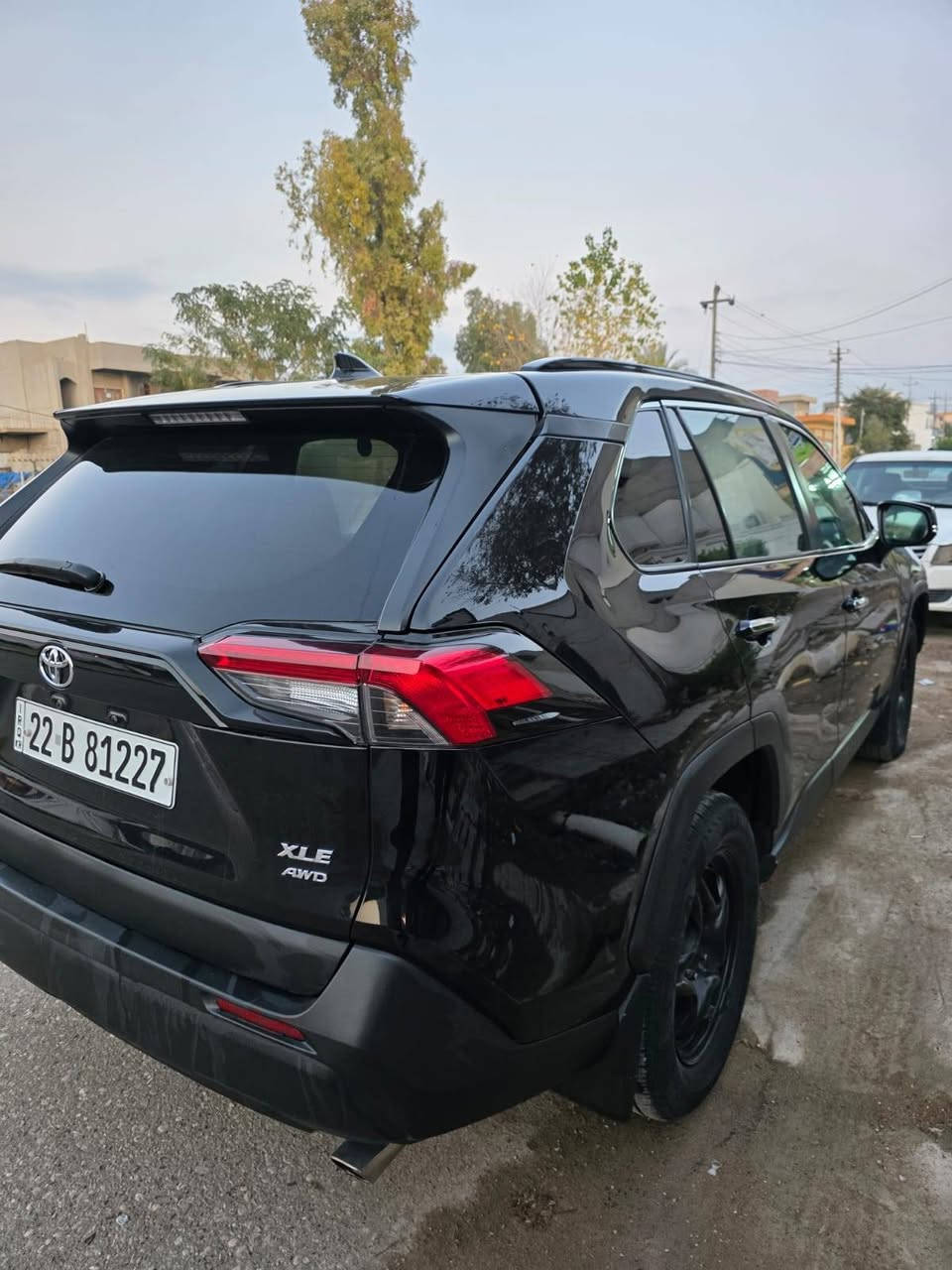 رف فور
موديل ٢٠٢١ 
مواصفات xle
فول سبشل 
حدثها من امريكا فقط جاملغ طرف السايق 
ترريد قطعتين 
حساسات ردرات نقطة عمياء اوت هول تدفاء وتبريد كشنات 
شاشة كبيرة اندر ويد ابلادي  قيادة الية وجنطة كهرباء 
سيارة موصفاتها اهواي....
السعر ٢٢٥ وبيها مجال
الرقم اربيل بسمي 
موبايل 
***********
