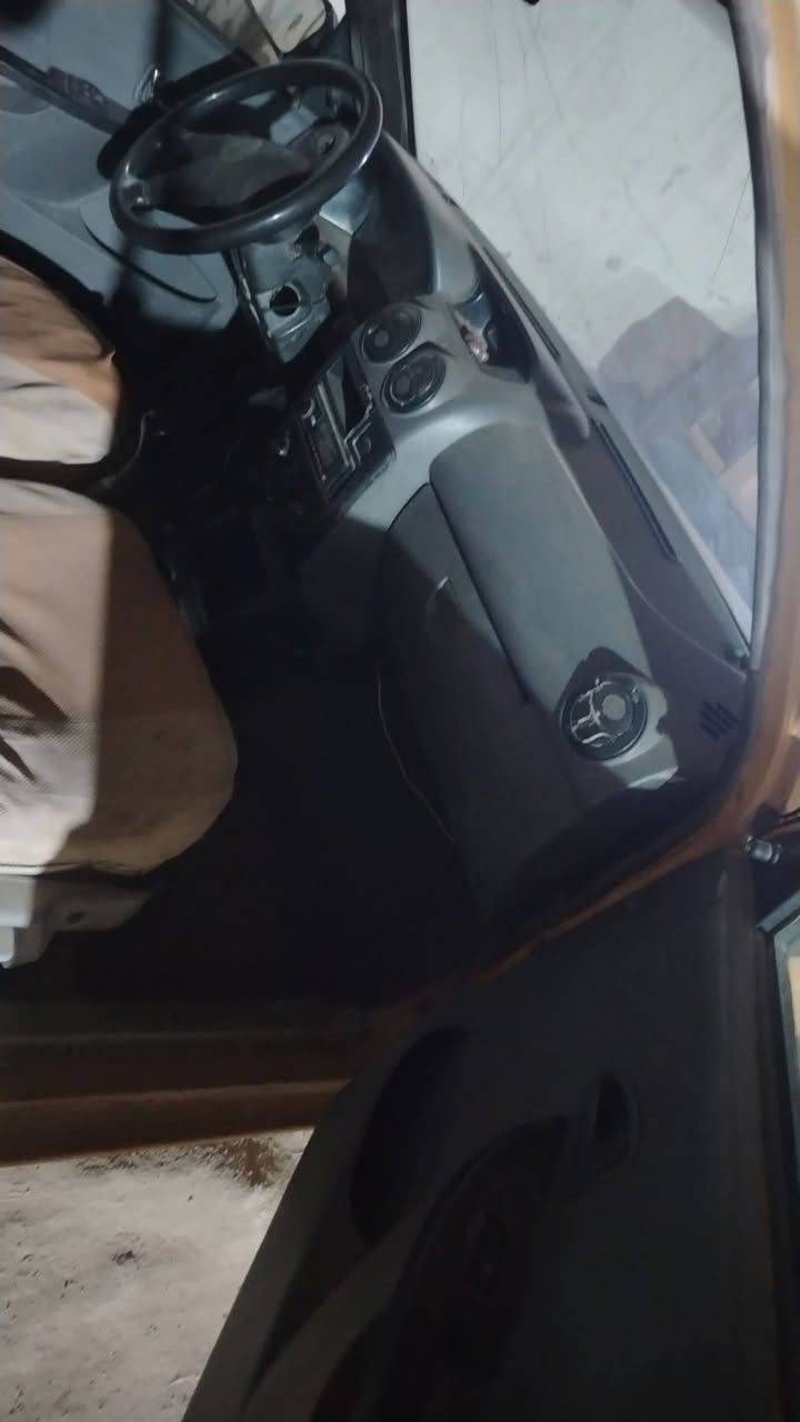 سايبه البيع مكينه وكير جديد تخم تاير حداديه جاهزه كبل الشارع مكان نجف سعر 8وراق
سايبه البيع مكينه وكير جديد تخم تاير حداديه جاهزه كبل الشارع مكان نجف 
***********
***********
