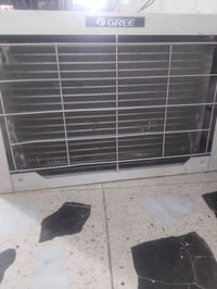 مكيف محترك ماطوره لباقي كله جديد ب150 وبي مجال بغداد مدينه الصدر  0771...