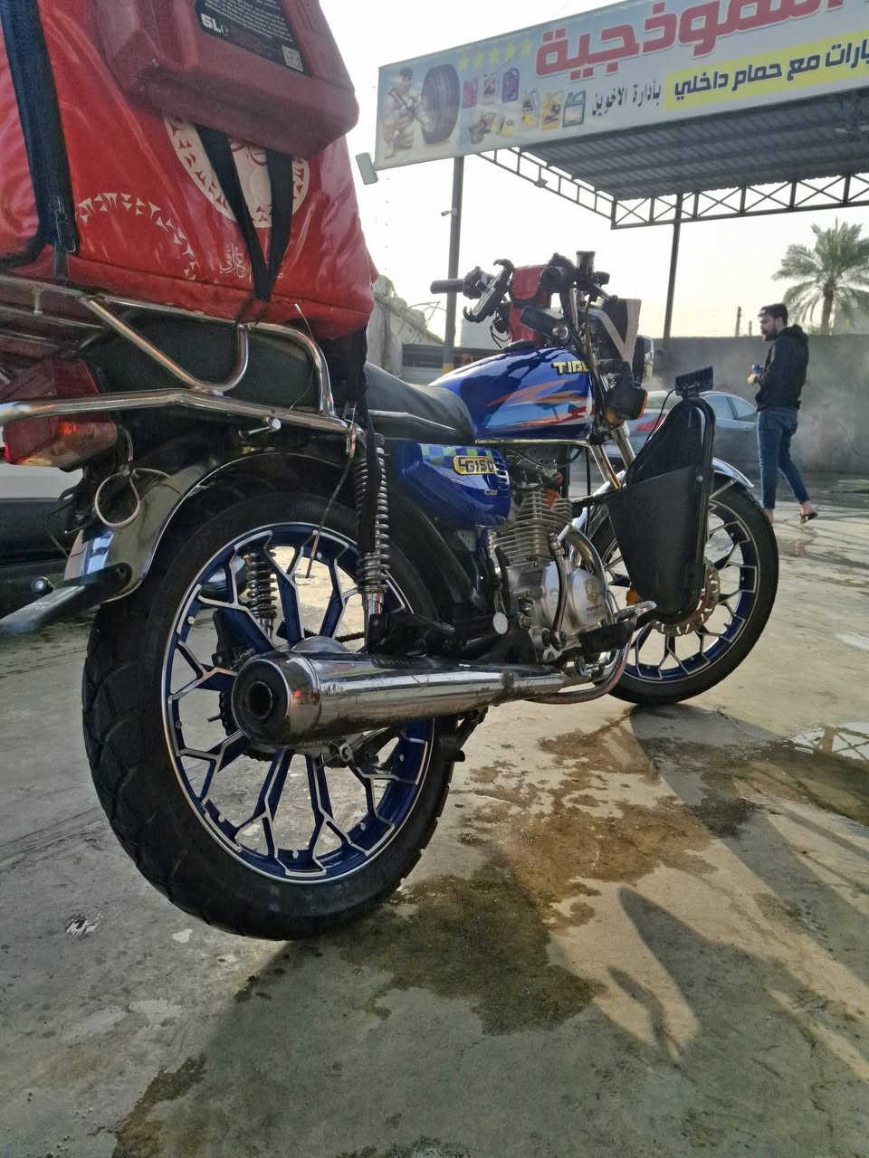 سلام عليكم
دراجة تايكر 2023 4كير
دراجة جدية كلش متعوب عليهة 
كلة شغال نقص بس اشاير خلفية او دشبول 
ويل كب فج امامي زوج تايرات جديد 
سعر 650 قفل او مراوس ابوكسر حسب القناعة 
مكاني بغداد حي الجهاد 
***********
