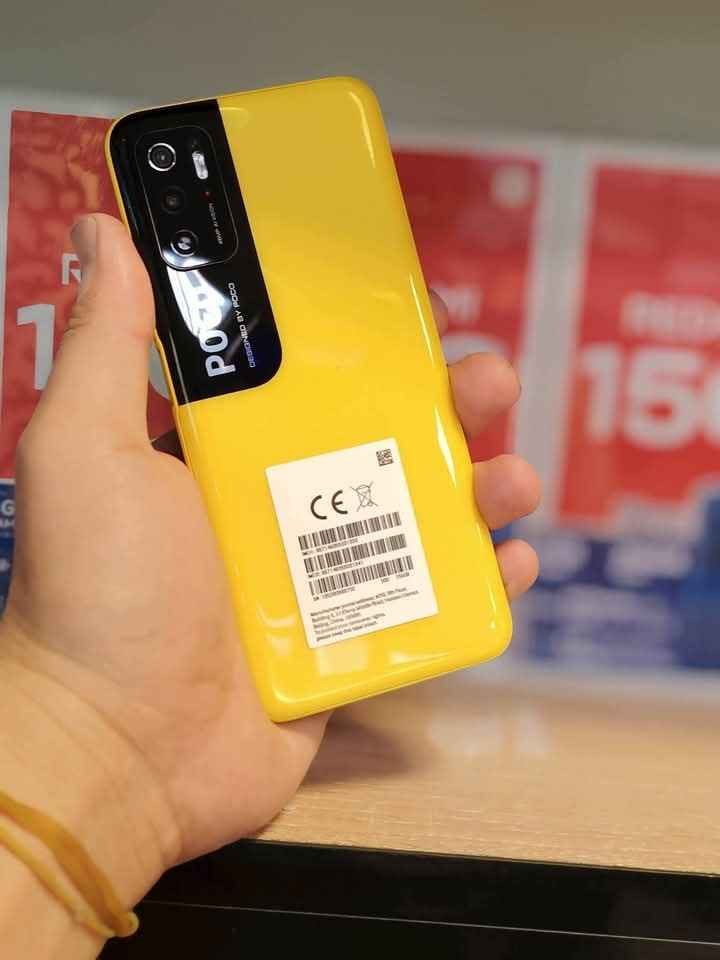 عيد مبارك ع امه محمد اجمعها 
الأقوى جهاز بالالعاب والتصفح مع ضمان بوكو m3 pro نسخه 5G
ذاكره ٢٥٦ رام ٨ كيكا
كاميرا خلفيه ثلاثيه بدقه ٤٨ +٢+٢ ميكابكسل
معالج قوي بالالعاب دايمنستي ٧٠٠ نسخه 5G  بالالعاب ٦٠ فريم
بطاريه ٥٠٠٠ ملي امبير
يمتاز جهاز بمواصفات التاليه
يتميز هاتف بوكو m3 pro 5G ، حيث يجمع بين دعم شبكات 5G السريعة، ومعالج MediaTek Dimensity 700 5G القوي بتقنية 7 نانومتر، وشاشة 90 هرتز سلسة، وبطارية 5000 مللي أمبير تدوم طويلاً، مع تصميم عصري وأداء ممتاز في الألعاب . 
سعر ١٣٥ الف توجد خدمه توصيل 
‏‪بغداد زيونه ربيعي مقابل مول دريم ستي 
اذا اتاخرت بالرد يرجى مراسله ع واتساب  أو اتصال 
***********
*********** بغداد, العراق
