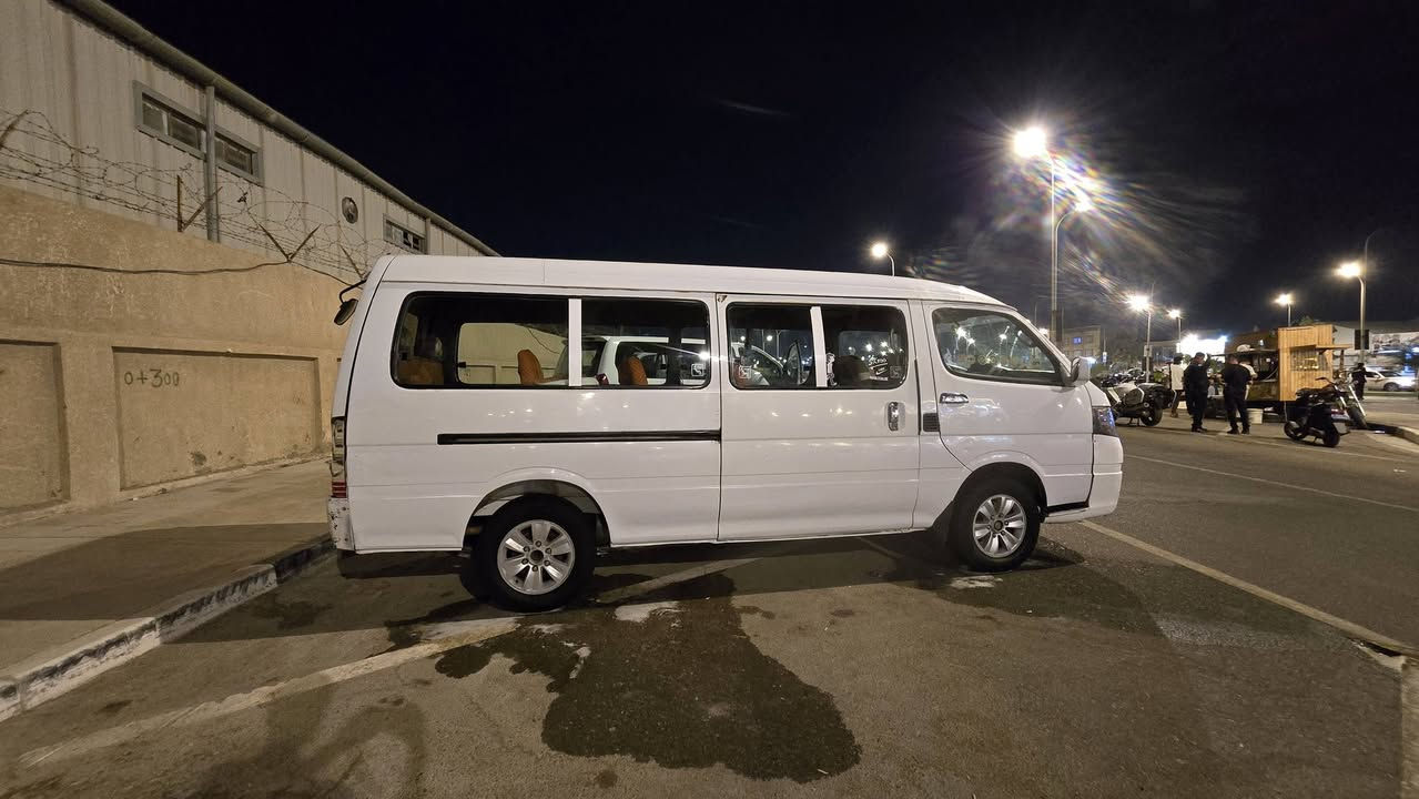 السلام عليكم جنبي اجوان سياره جاهزه مكفوله تخم تاير حداديه كير اكسن محرك كفاله سياره حره مصفره هي وغرامات رقم الهاتف ***********
