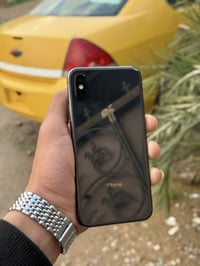 ايفون XS • ٦٤ • بطارية ٧٠٪