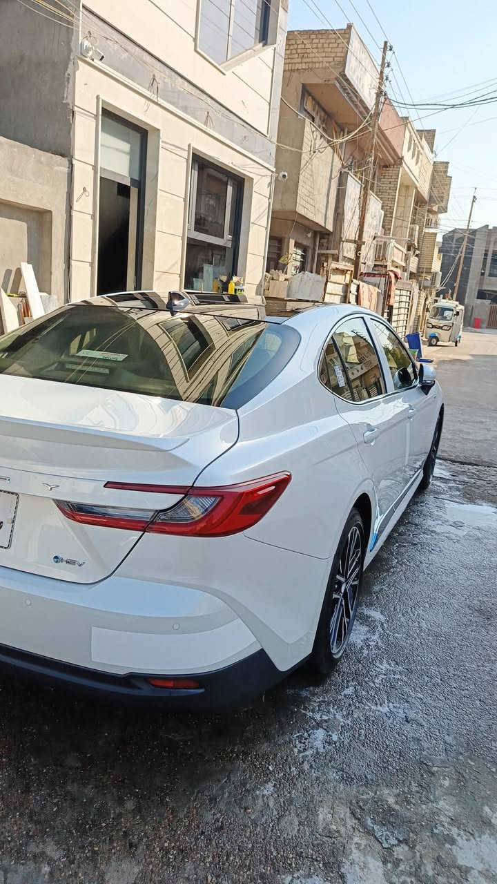 السلام عليكم كامري ال اي وكاله عبد اللطيف فول مواصفات موديل 25 ماشيه ١٢ مكان بغداد حي جهاد***********
