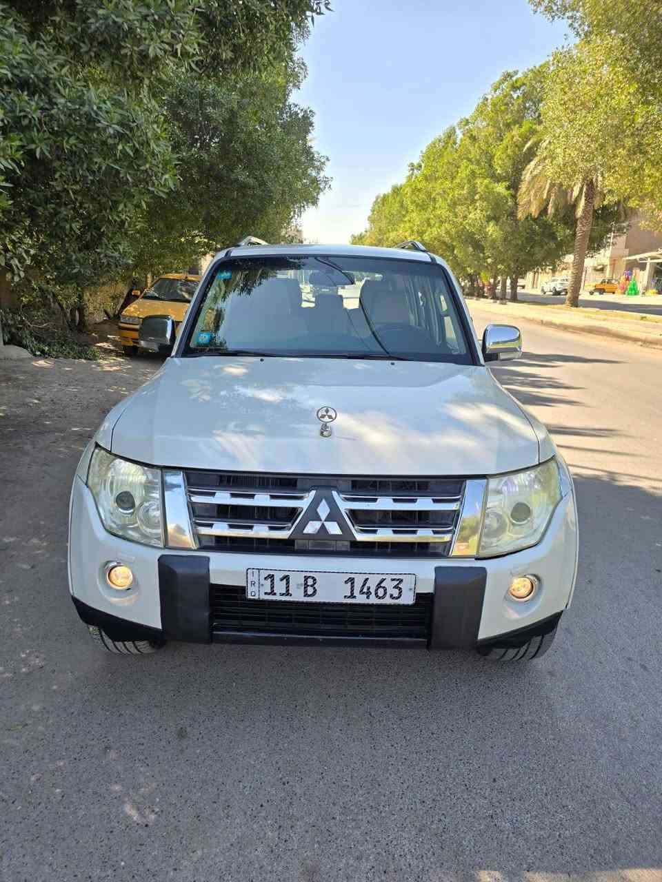 السلام عليكم
باجيرو حبتور 2008 فول مواصفات (1/1)
دمام فتحه كشن جلد وكهرباء مري كهرباء وشفط تحكم ستيرن شاشه اعطال فور ويل محرك 3000 بلاد شاد بيها منضومه غاز تبريدها ثلج 3 قطع رقمها مميز سنويه بسمنا بيها فقط قطعه صبغ ( جاملغ امامي ) مكانها بغداد شارع فلسطين سعرها 117 
للامانه السيارة جاهزه بدون نقص واحله من الصور بهوايه 
للاتصال ***********
