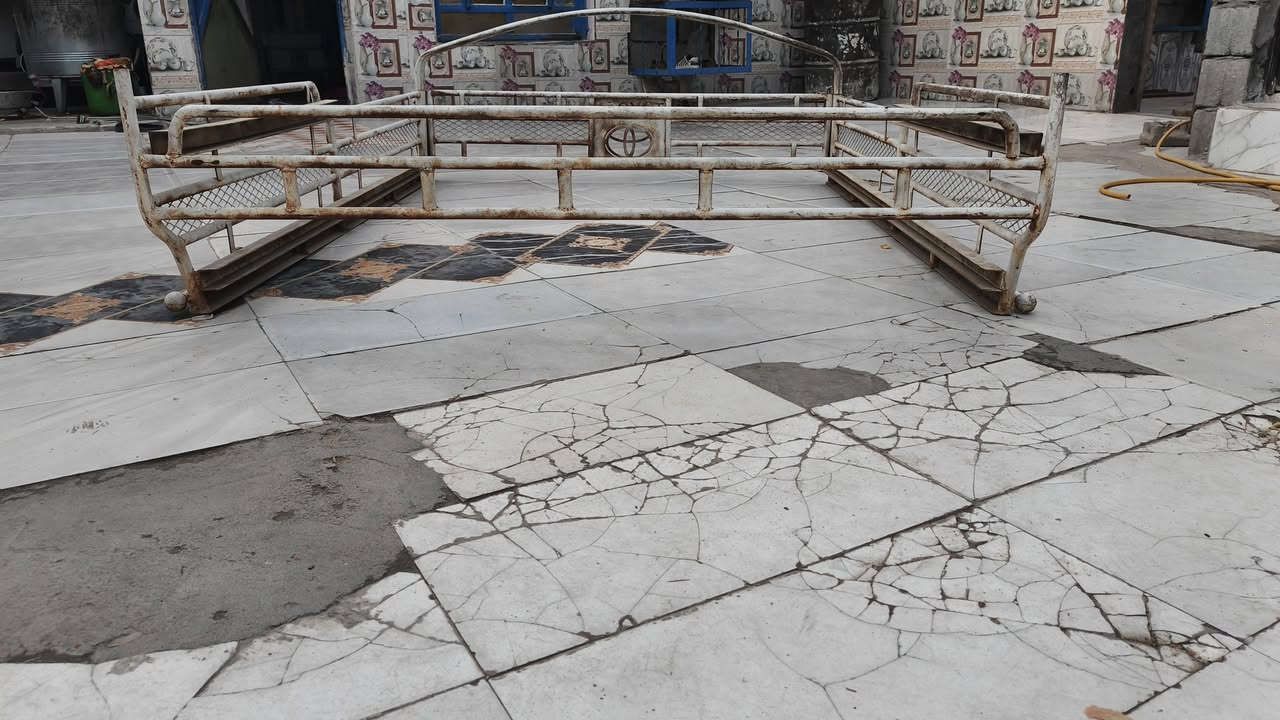 محجر فلاونزه بيكم تك قماره شغل ثقيل
0781 431 3079
