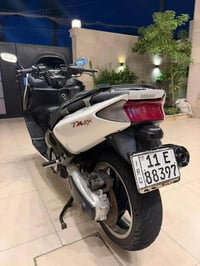 TMAX 2008 للبيع مرقم  رقم (انگليزي )♥️ الدراجه كفاله  الدراجه نظيفه وم...