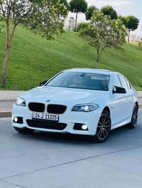 بي إم دبليو F10 • ٢٠١١ • باكج M