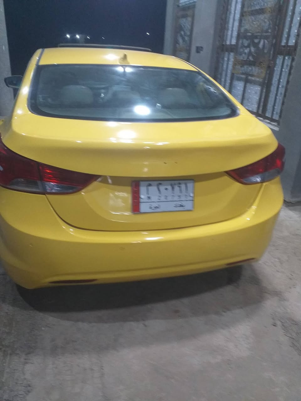 سلام عليكم من رخصة مدير الكروب المحترم النترا وارد امريكي حادث جوه البك لايت الخلفي قليل بدون دواخل بجم كبس رقم بغداد مداور ثانيوم كير مكينه مكفول تبريد ثلج حداديه تخم تاير جديد السياره فول عدهالبصمه صبغه جديده موديل ٢٠١٣ دوشمه جديده العنوان بابل ناحية النيل عارضها ١٠٢وبيها مجال ***********
