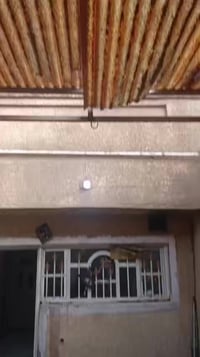 بيت الايجار مساحة  100في حي جميلة محله  516 واضح تصوير البيت و اشرح/ ا...