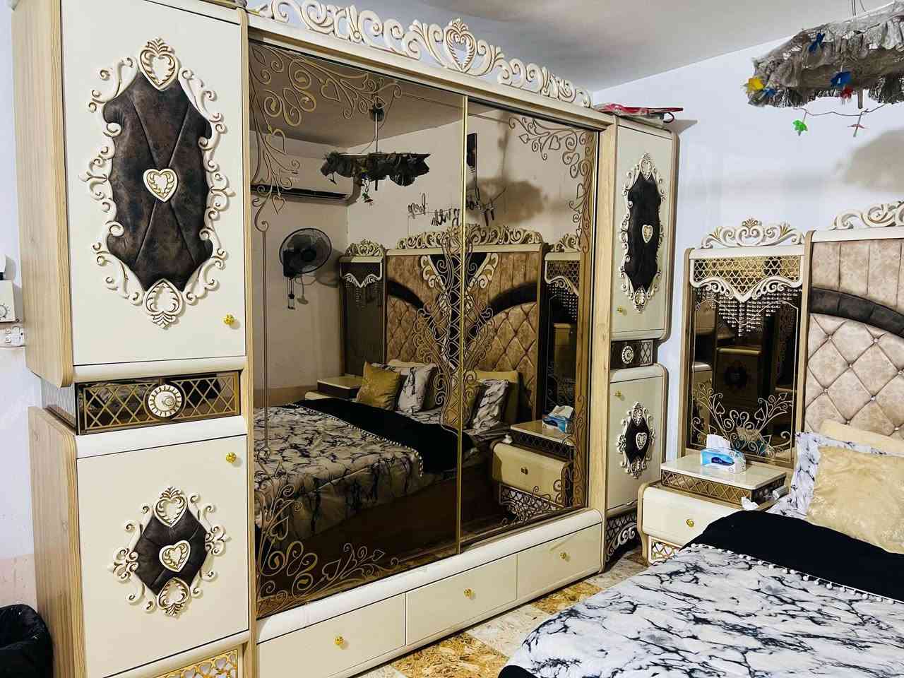 نوعيه مالونيا  11 قطعه
السعر 1750000
كربلاء طويريج 
***********
