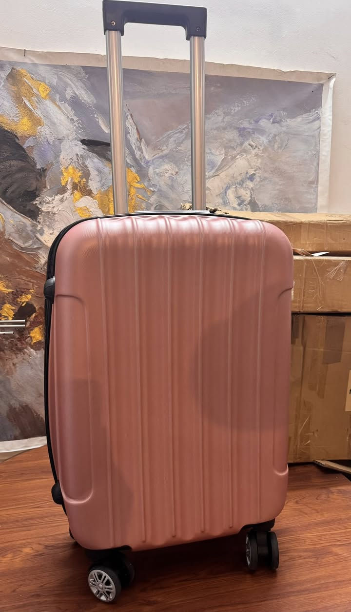 جنطة سفر قياس 55*35 السعر 15


**إذا كنت صاحب هذا الإعلان وتريد حذفه لأي سبب، رجاءا أرسل رسالة إلى الدعم الفني**