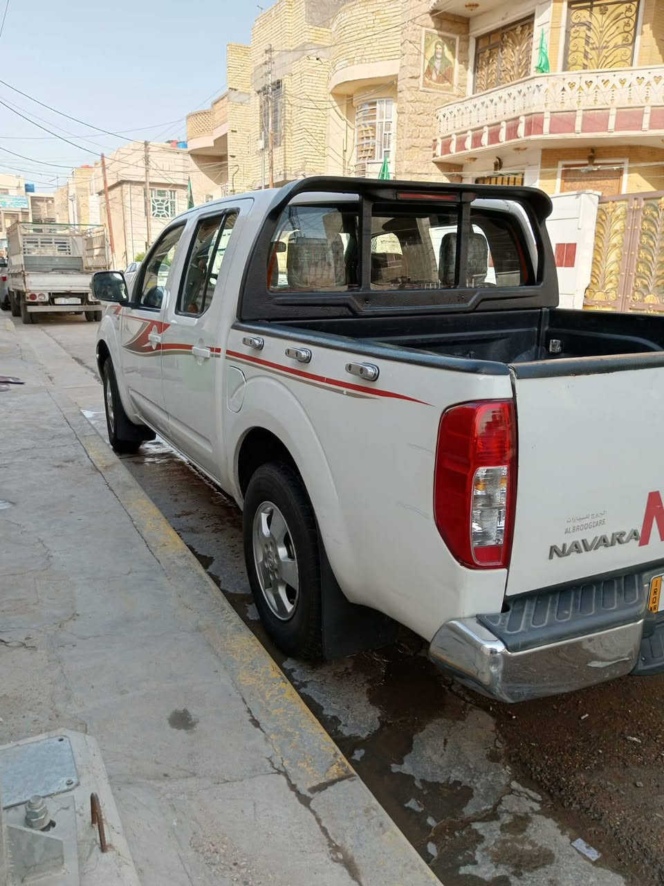 السلام عليكم....(للبيع او مراوس) بيكم نيسان نيفاره مديل 2009 وارد سعودي  مكفولة من ظربة وصبغ مكينة وكير تبريد تدفئ كهربائيات كلها على البلاد تخم تاير أرقام وسنويه انكليزي (بسمي) تحويل ثاني يوم 
السعر ..90 وبيها مجال
مكان ...بغداد ***********
