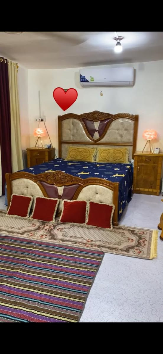 غرفة نوم حطاطه تكمه كلش نظيفه و ما بيها اي كسر
طول الكنتور مترين ونص

سعر 3 وبيها مجال 
المكان بروانه


**إذا كنت صاحب هذا الإعلان وتريد حذفه لأي سبب، رجاءا أرسل رسالة إلى الدعم الفني**