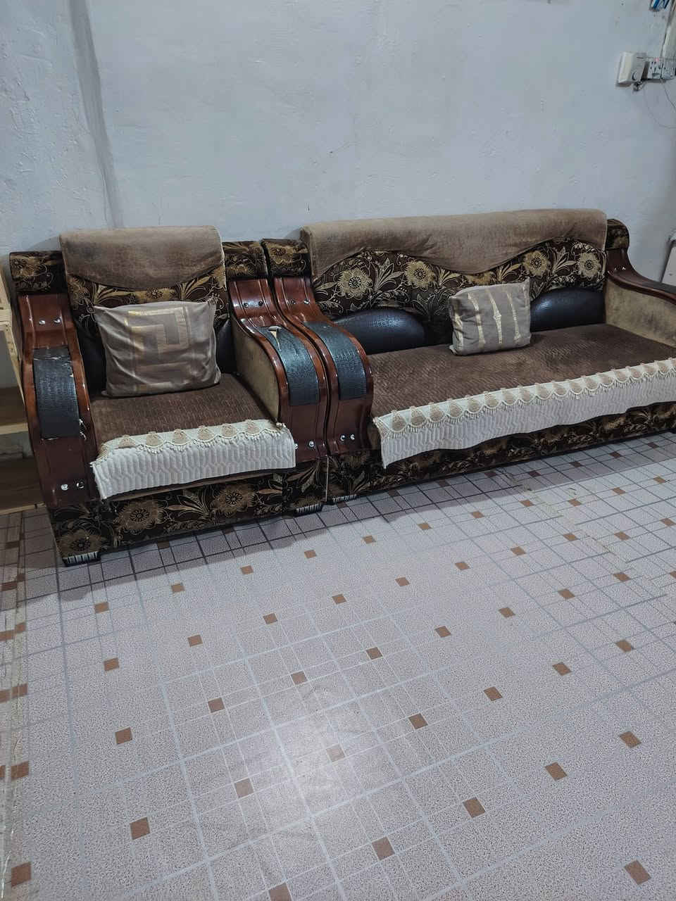 قنفات تركي درجه اولى وزن ثقيل كلش قويات السعر 450 وبيهن مجال العنوان الاصمعي


**إذا كنت صاحب هذا الإعلان وتريد حذفه لأي سبب، رجاءا أرسل رسالة إلى الدعم الفني**