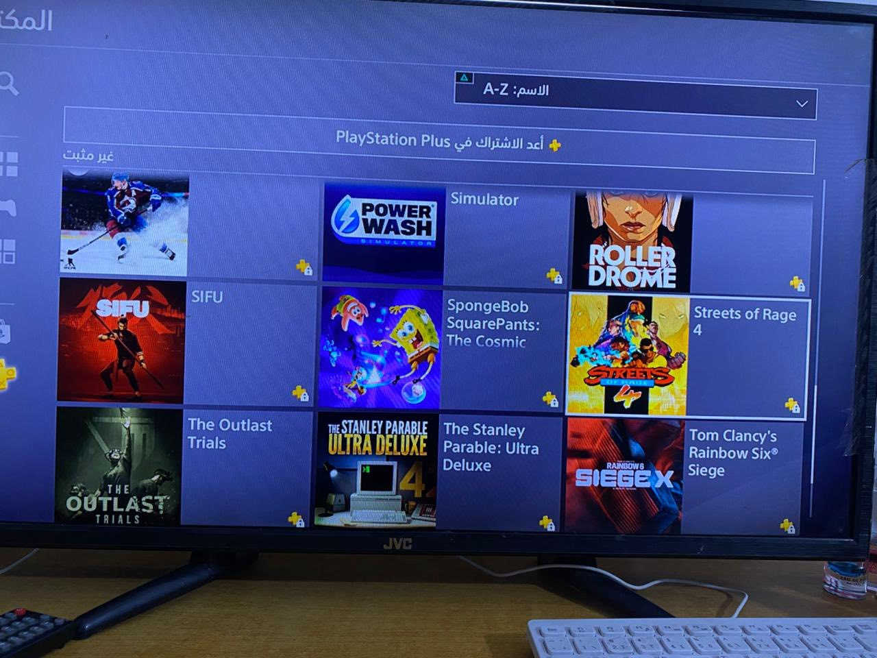 سلام عليكم بلي 4 سلم للبيع الحساب الاول بي 40 لعبه بالبلس و الحساب الثاني بي باتلفليد v و اكو مشكله بالمدخل مال قرص يرادله بس تنضيف و السعر 300 للاسفسار ***********
 بغداد حي الجامعه شارع السفارات
