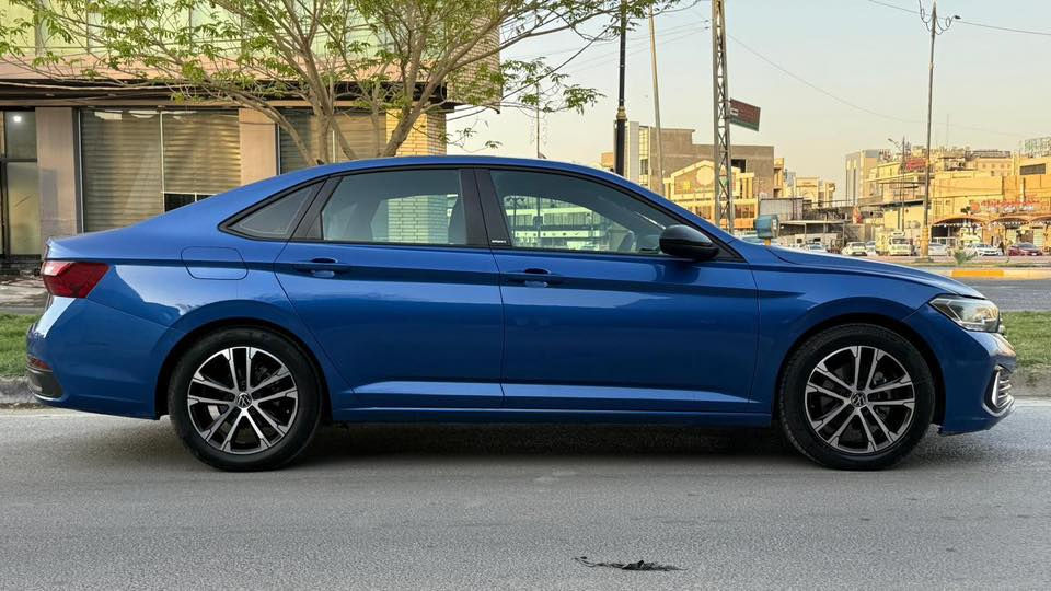 السلام عليكم
للبيع و المراوس
جيتا 2023فئة s

_______________________________

السيارة وارد امريكي

ضررها فقط بنيد

صور الضرر مرفقة

بدون ايرباك

_______________________________

محرك 1.5 توربو

ماشية 40 الف كيلو

كير و محرك مكفولات كفالهج
رقم اربيل 

_______________________________

سعر السيارة : 165 وبيه مجال قليل

_______________________________

مكان السيارة : 

كربلاء ***********
