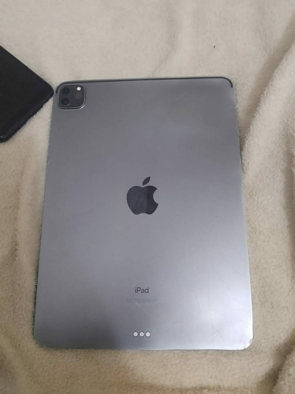 ايباد 11 برو m2
ذاكره 128 
نضافه 100/80 
السعر 550 
مكاني ذي قار - شطره


**إذا كنت صاحب هذا الإعلان وتريد حذفه لأي سبب، رجاءا أرسل رسالة إلى الدعم الفني**